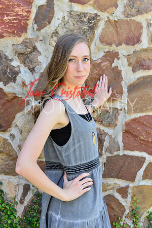 PROOFS Haven Senior Portrait  (24 of 168).jpg