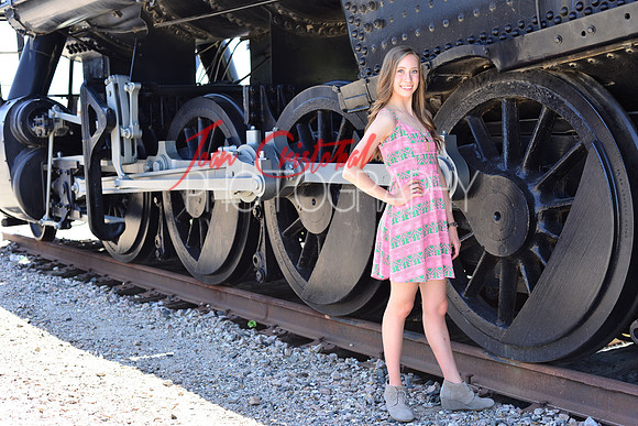 PROOFS Haven Senior Portrait  (146 of 168).jpg
