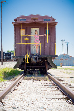 Haven Senior Portraits (37 of 39).jpg